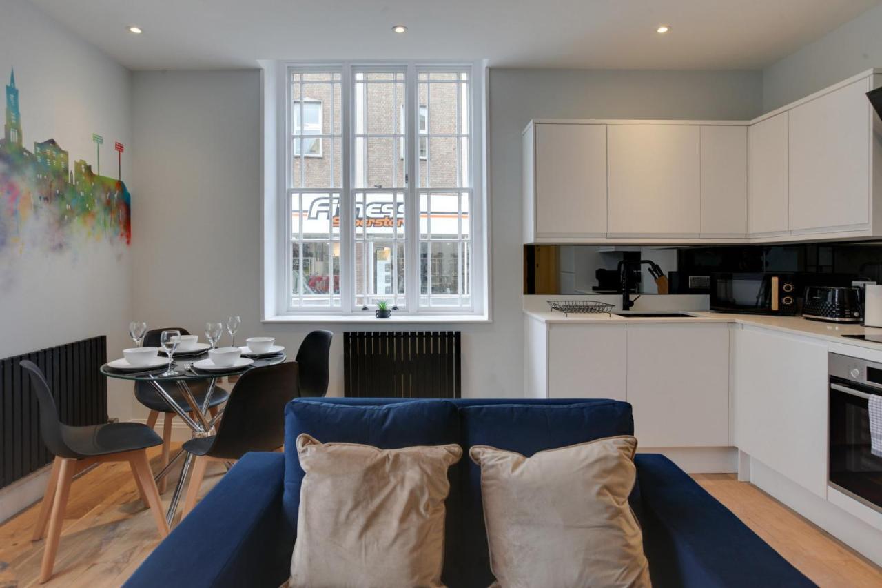 New London Life Executive Apartments تْشيلمِسفورد المظهر الخارجي الصورة