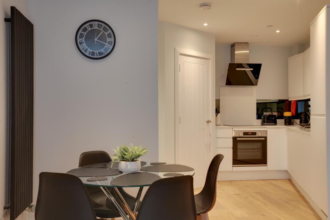 New London Life Executive Apartments تْشيلمِسفورد المظهر الخارجي الصورة