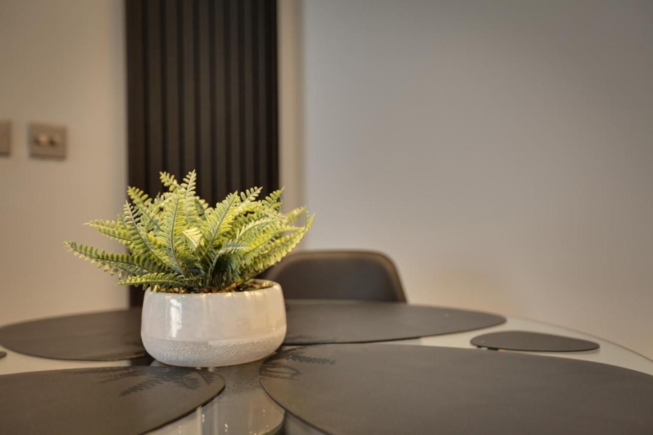 New London Life Executive Apartments تْشيلمِسفورد المظهر الخارجي الصورة