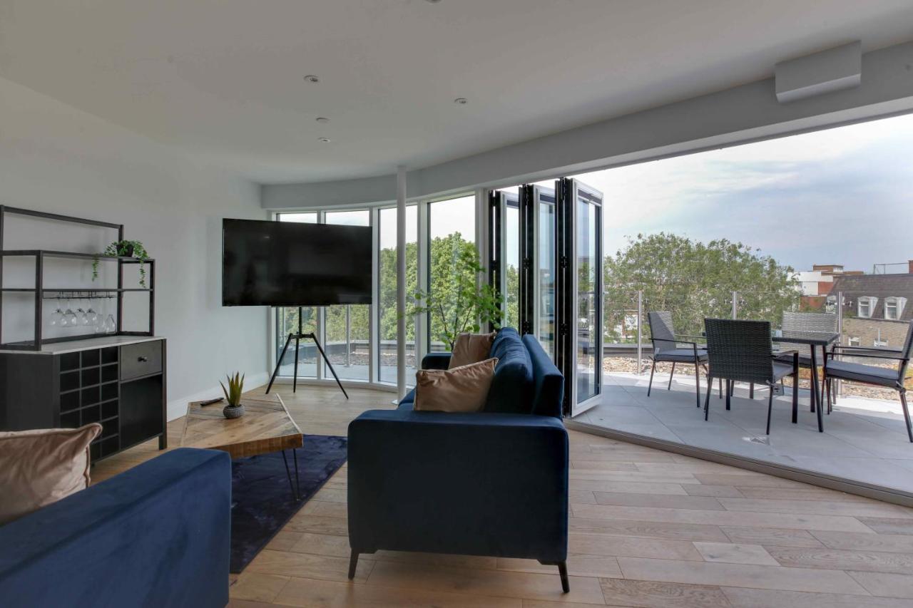 New London Life Executive Apartments تْشيلمِسفورد المظهر الخارجي الصورة